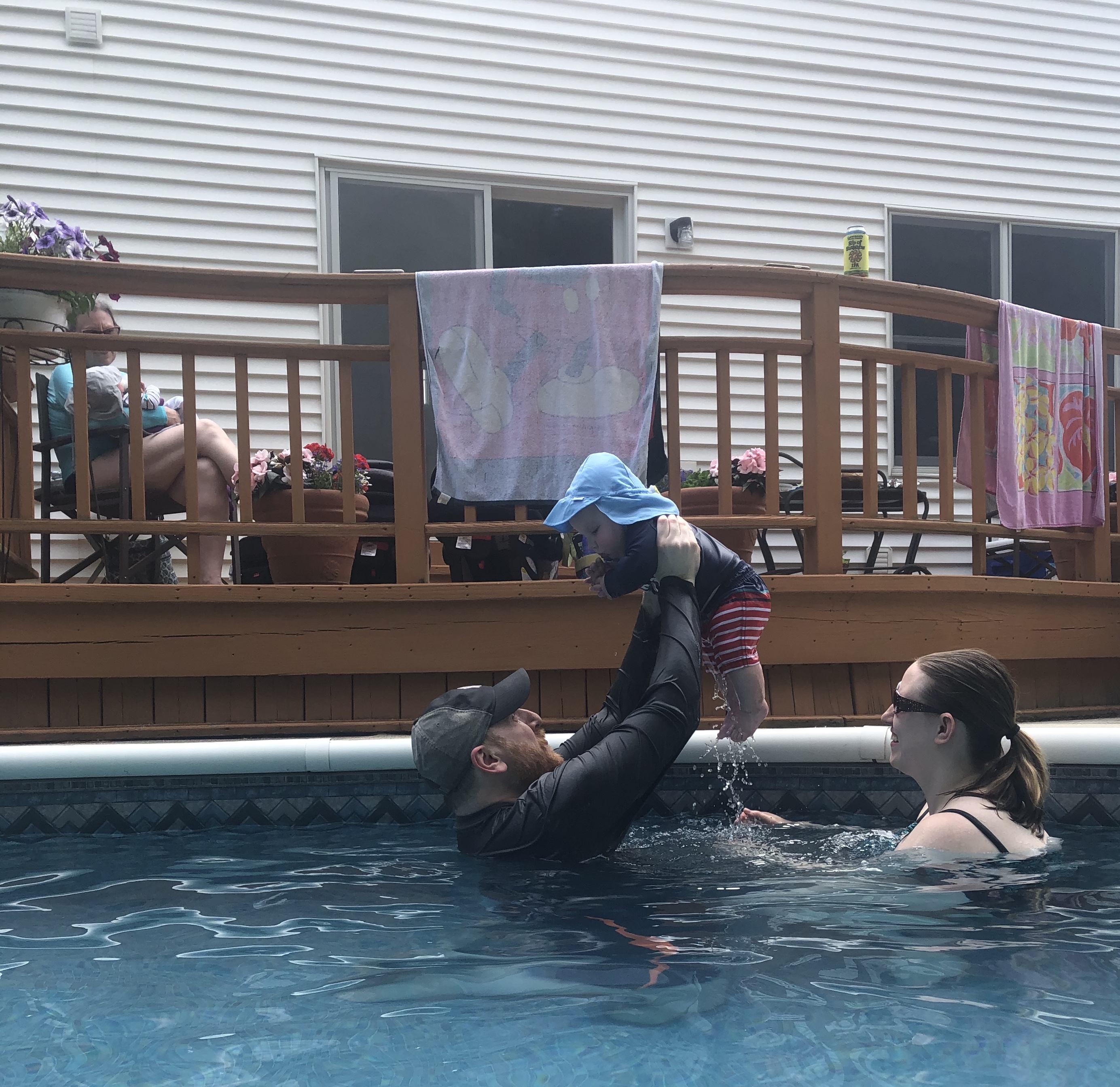 A7FF52D6-DB34-4D0C-8FAA-9C6361EA5700_1_201_a